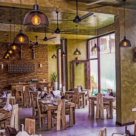 Hotel Sico Negombo Zewnętrze zdjęcie